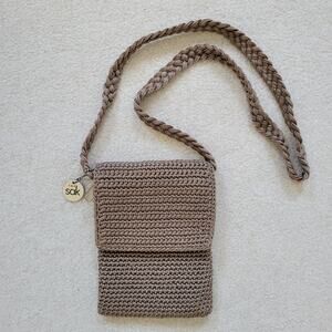 EUC The Sak Crochet Small Crossbody Handbag Zip Flap Closure Inside Pocket Tan